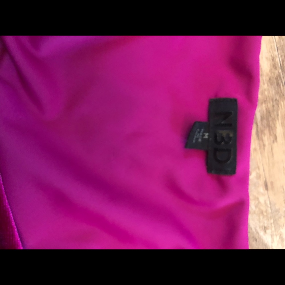 Dress - Picture 3 of 3